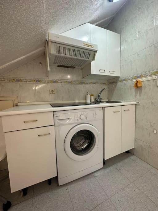 Cozy Apartment In Madrid Center Kültér fotó