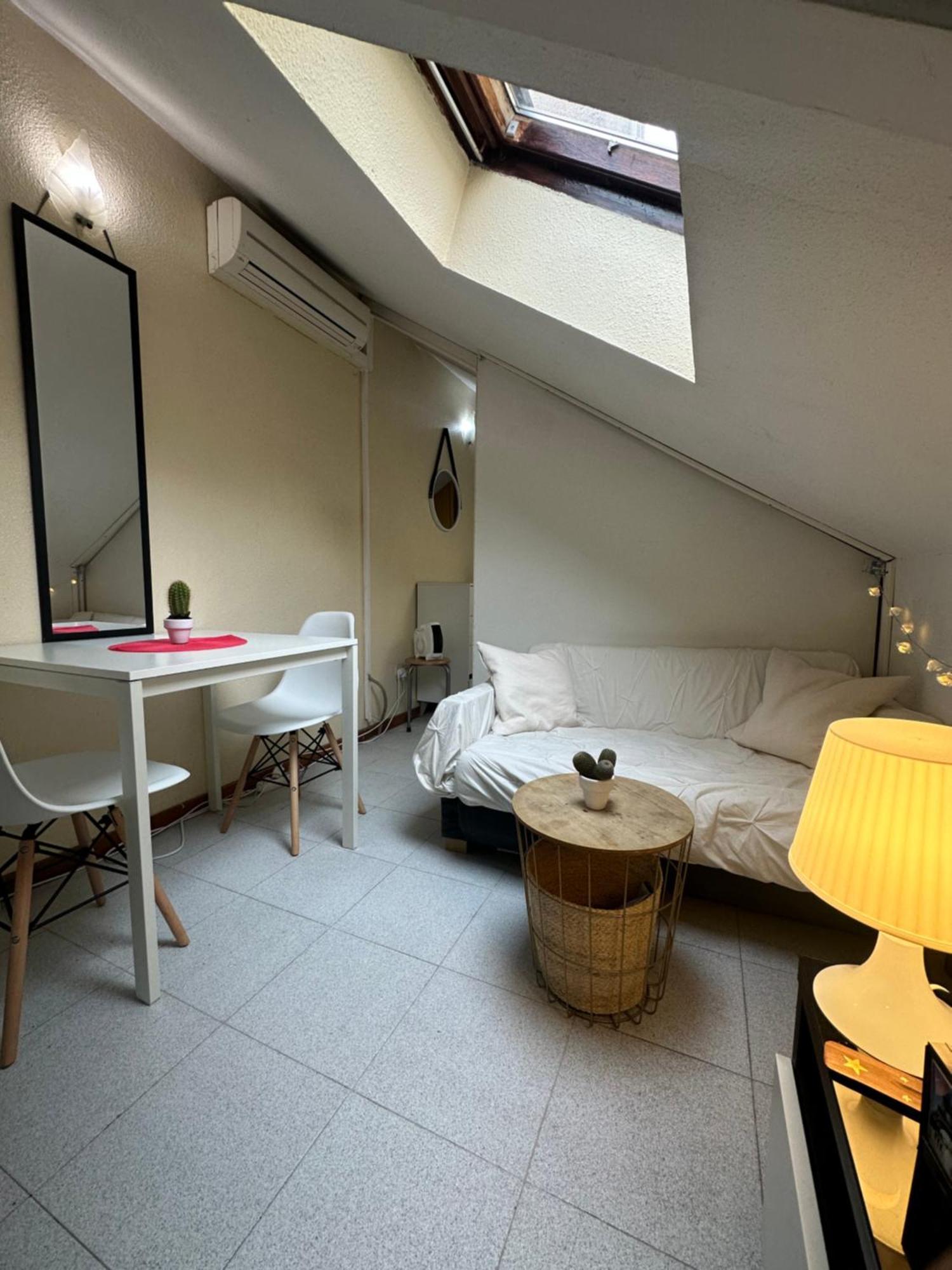 Cozy Apartment In Madrid Center Kültér fotó